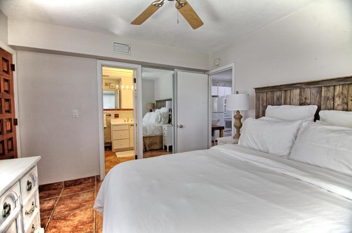 Gulfside Resort Unit 2 St. Pete Beach Bagian luar foto